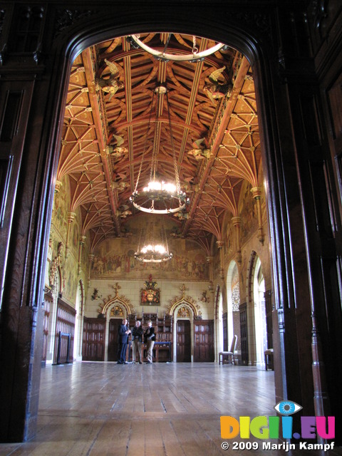 SX03324 Great hall Cardiff castle